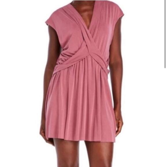 Free People Cupro Criss Cross Maeve Dusty Pink Short Sleeve Faux Wrap Mini Dress - Picture 1 of 10